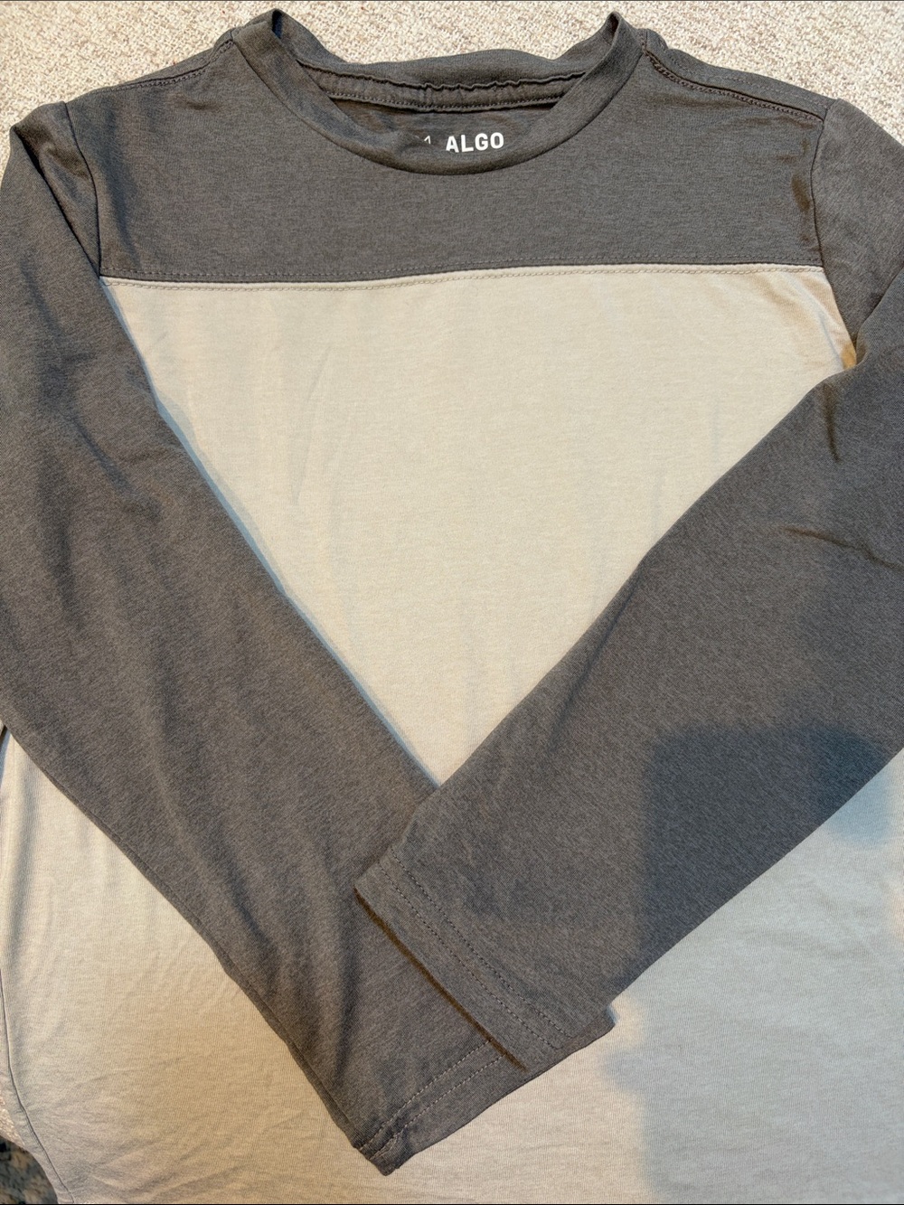 Boy’s Summer Bundle: Nike, Hurley, Under Armor - Picture 3 of 14